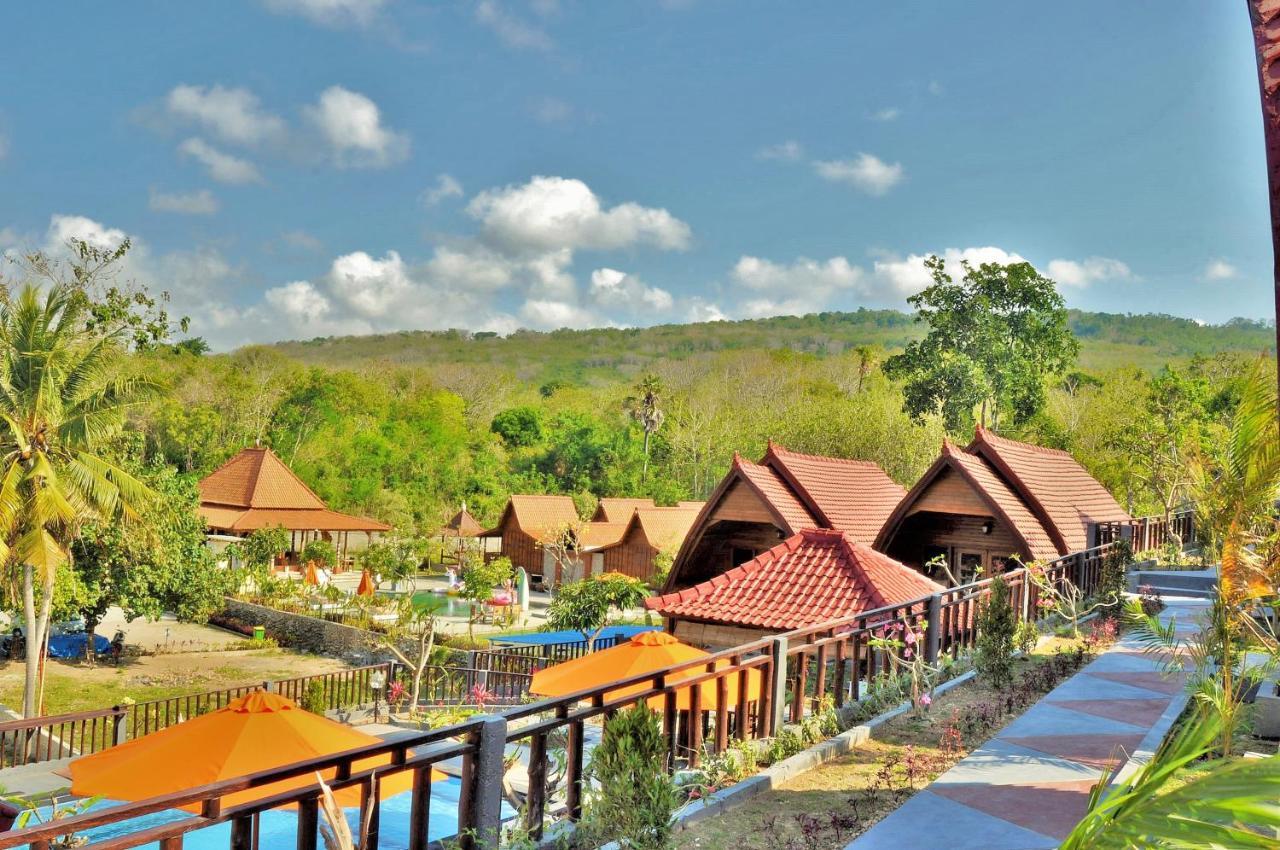 Surya Chandra Beach Bungalow Batununggul Extérieur photo
