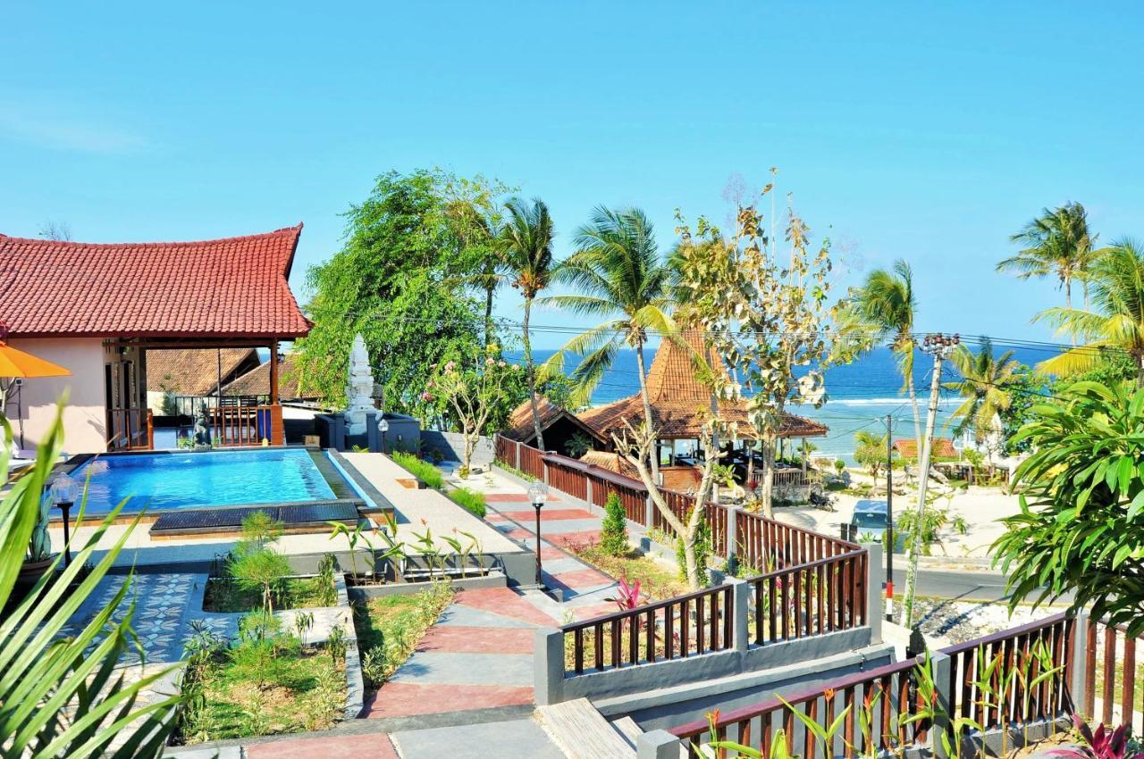 Surya Chandra Beach Bungalow Batununggul Extérieur photo