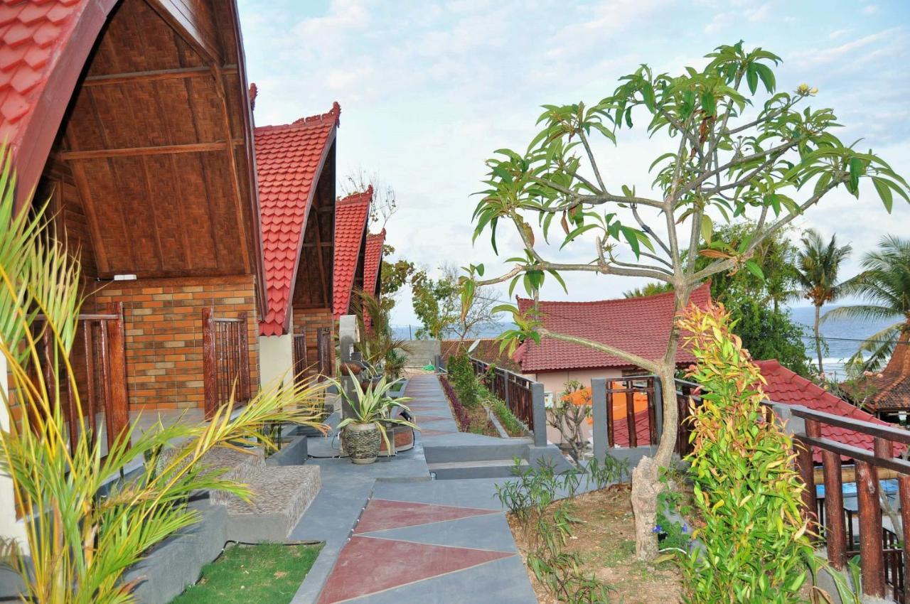 Surya Chandra Beach Bungalow Batununggul Extérieur photo