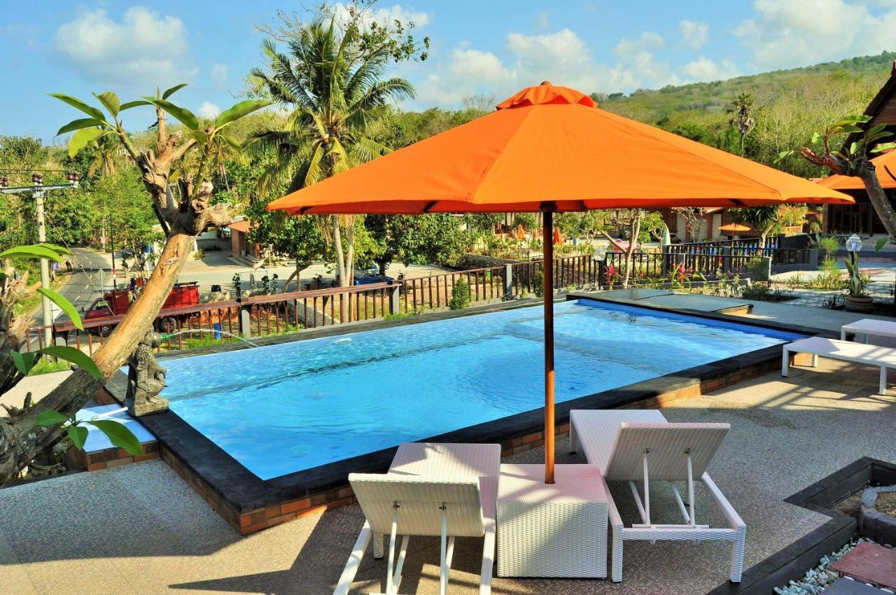 Surya Chandra Beach Bungalow Batununggul Extérieur photo