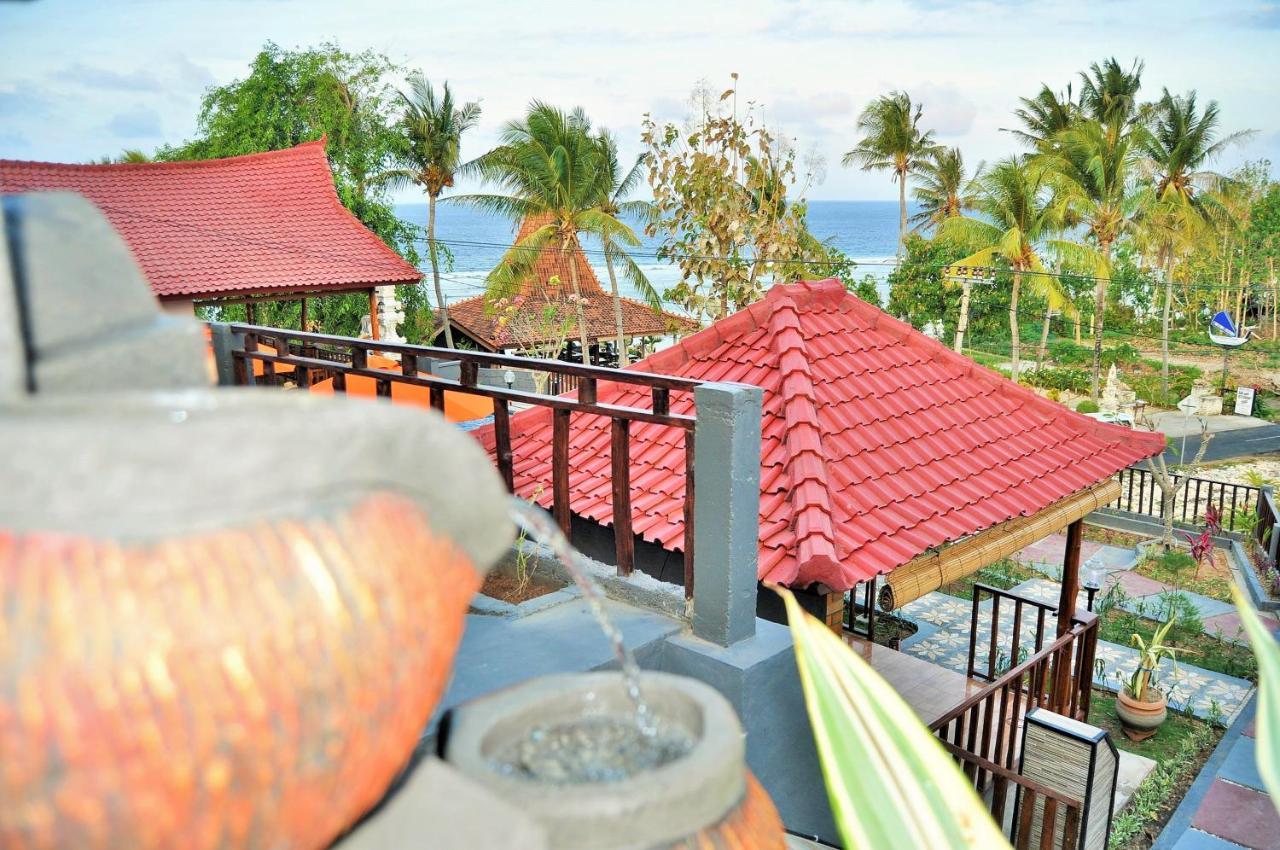 Surya Chandra Beach Bungalow Batununggul Extérieur photo