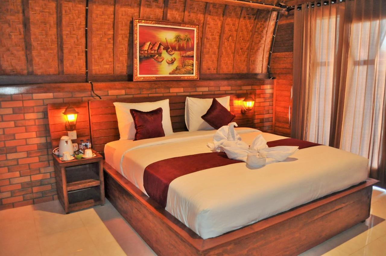 Surya Chandra Beach Bungalow Batununggul Extérieur photo